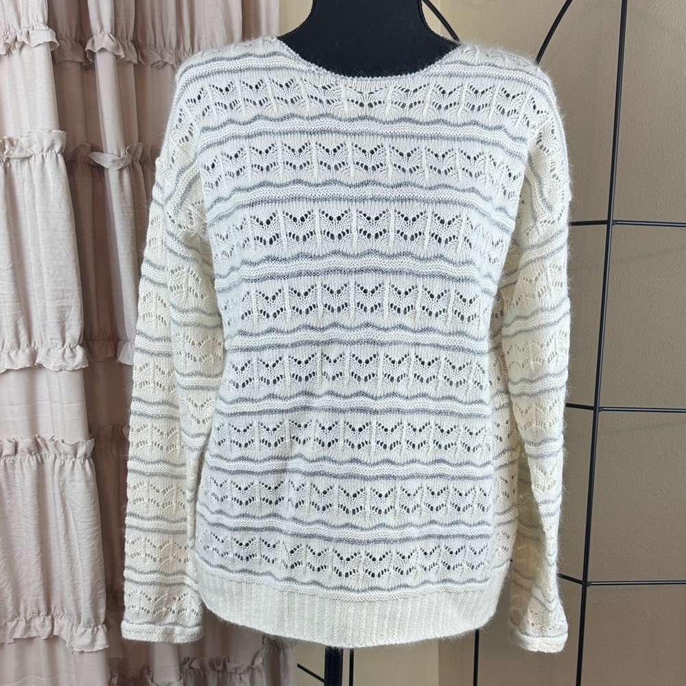 Carducci Cream Off White and Silver Knit Pullover Sweater Vintage Size Small